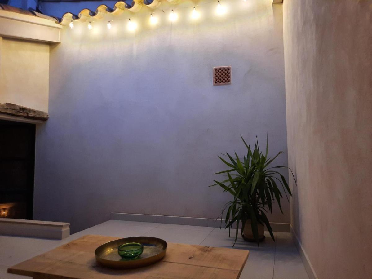 ポレンサ Casa Guiraud, Cosy And Welcoming Townhouseヴィラ エクステリア 写真